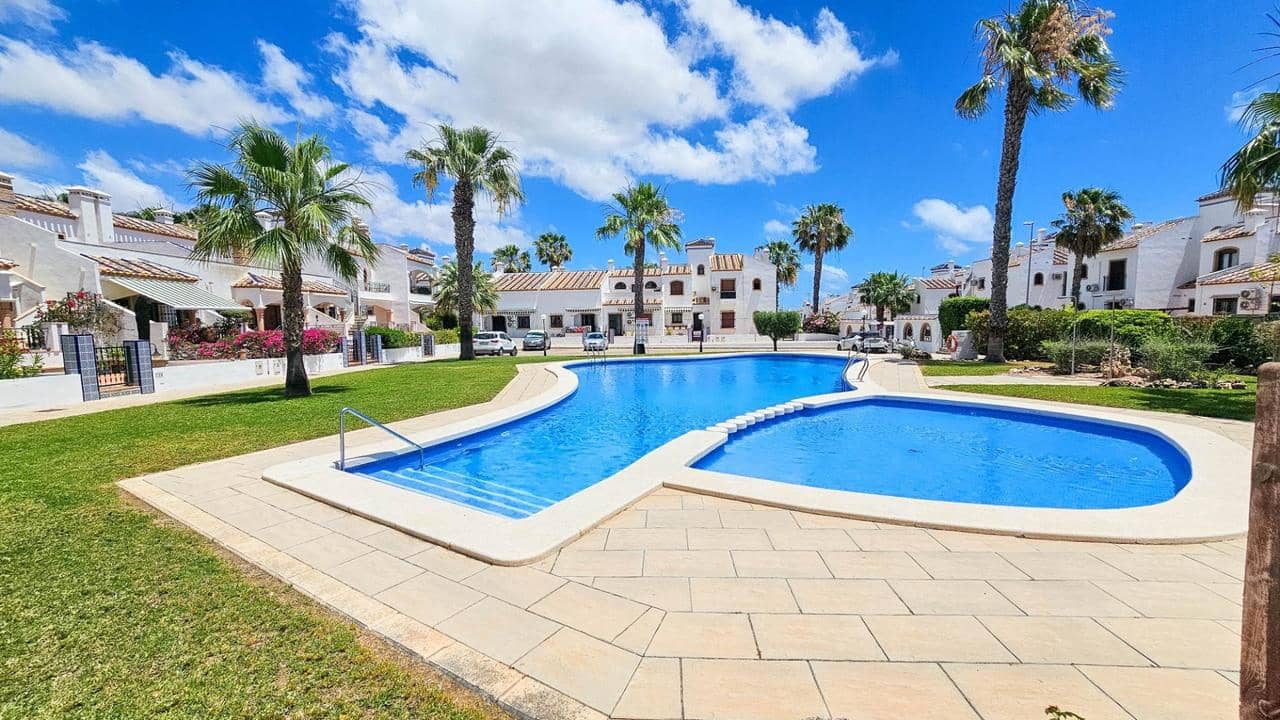 2 sypialnia Dom na sprzedaż w Orihuela Costa z basenem garażem - 239 000 € (Ref: 9916511)