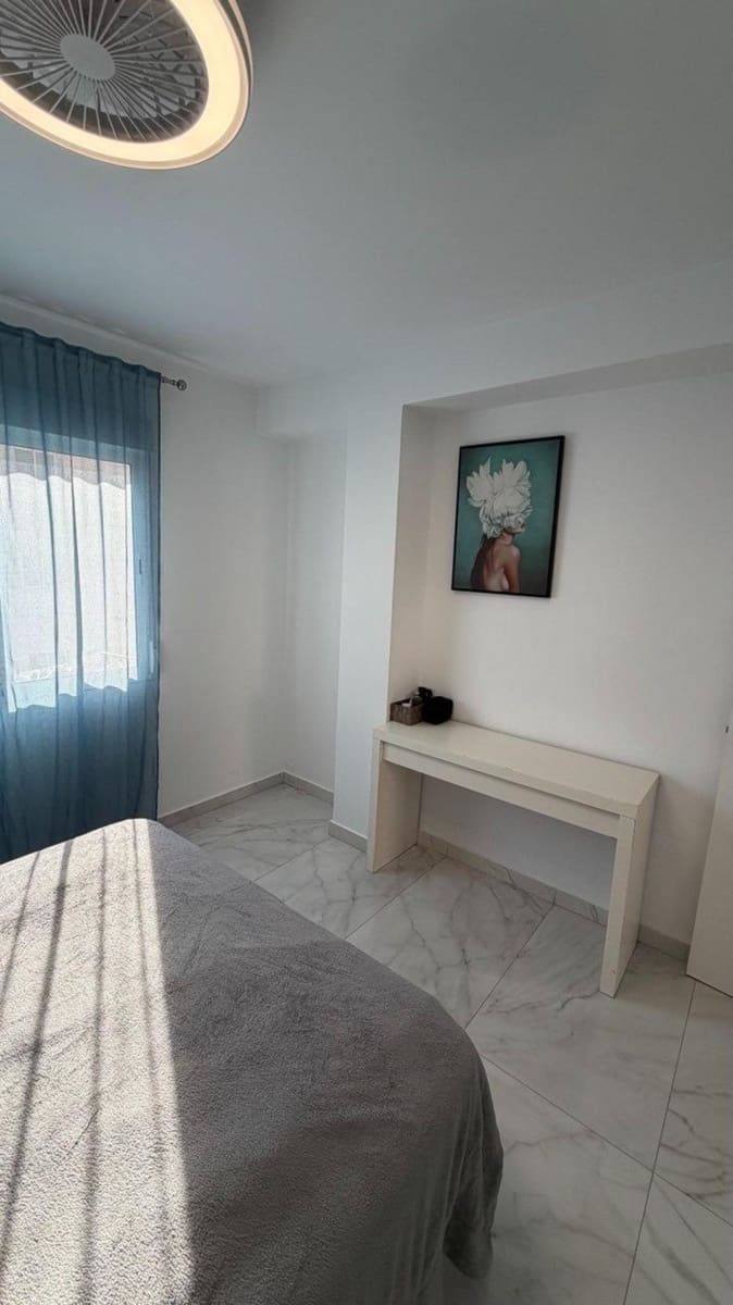 3 bedroom Apartment for sale in Torrevieja - € 253,000 (Ref: 9917811)