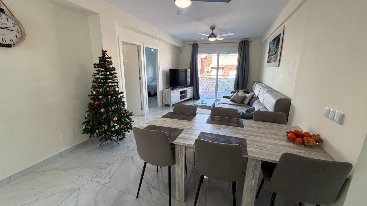 3 bedroom Apartment for sale in Torrevieja - € 253,000 (Ref: 9917811)