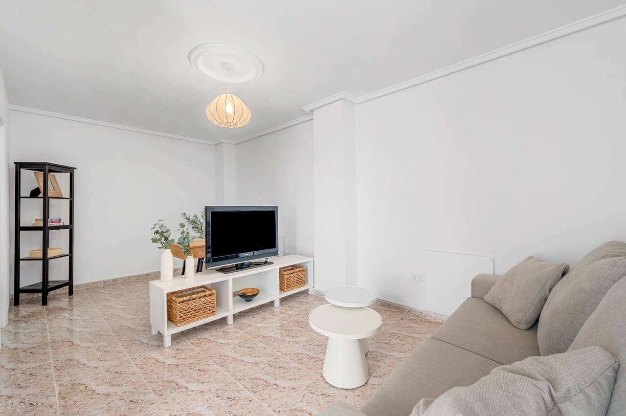 3 chambre Villa/Maison à vendre à Ciudad Quesada avec piscine - 269 000 € (Ref: 9917812)