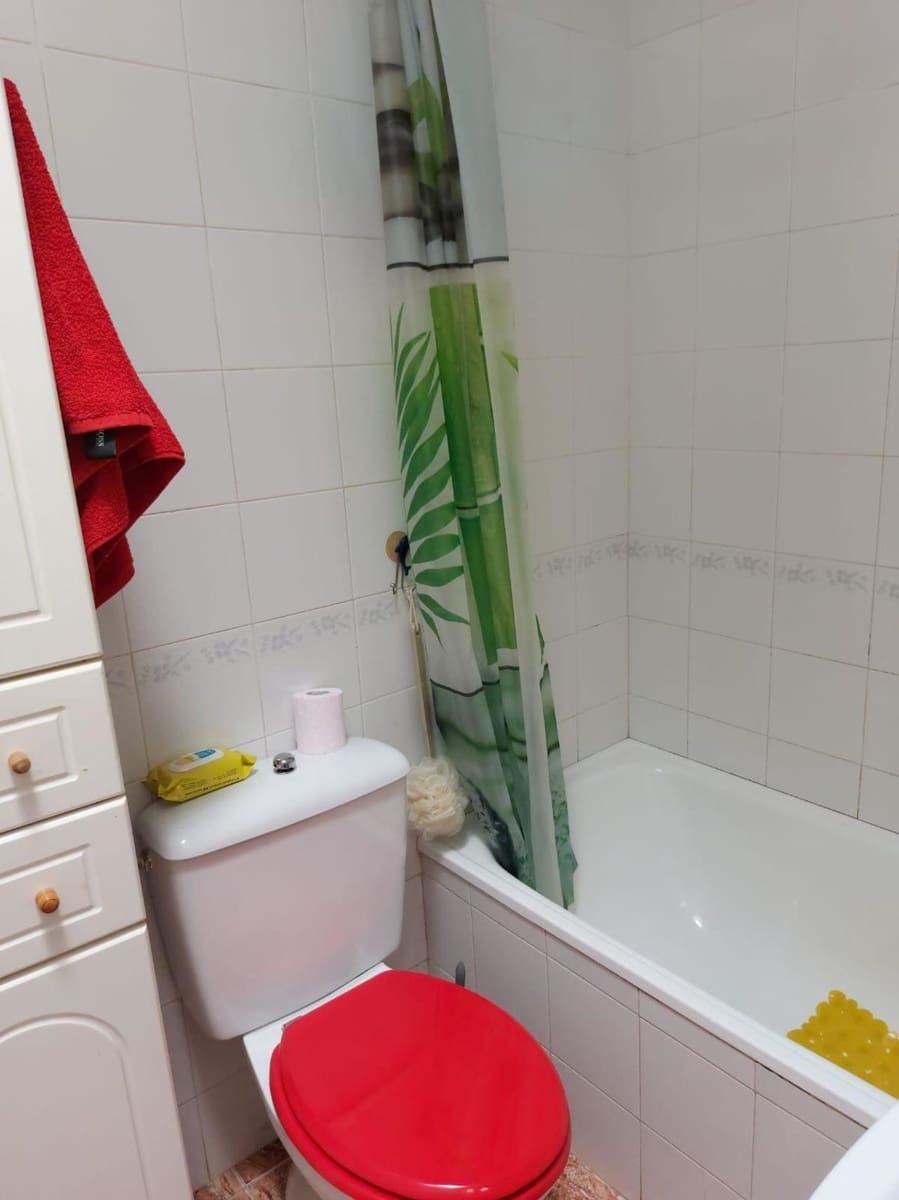 3 Zimmer Bungalow zu verkaufen in Torrevieja mit Pool - 134.900 € (Ref: 9917819)