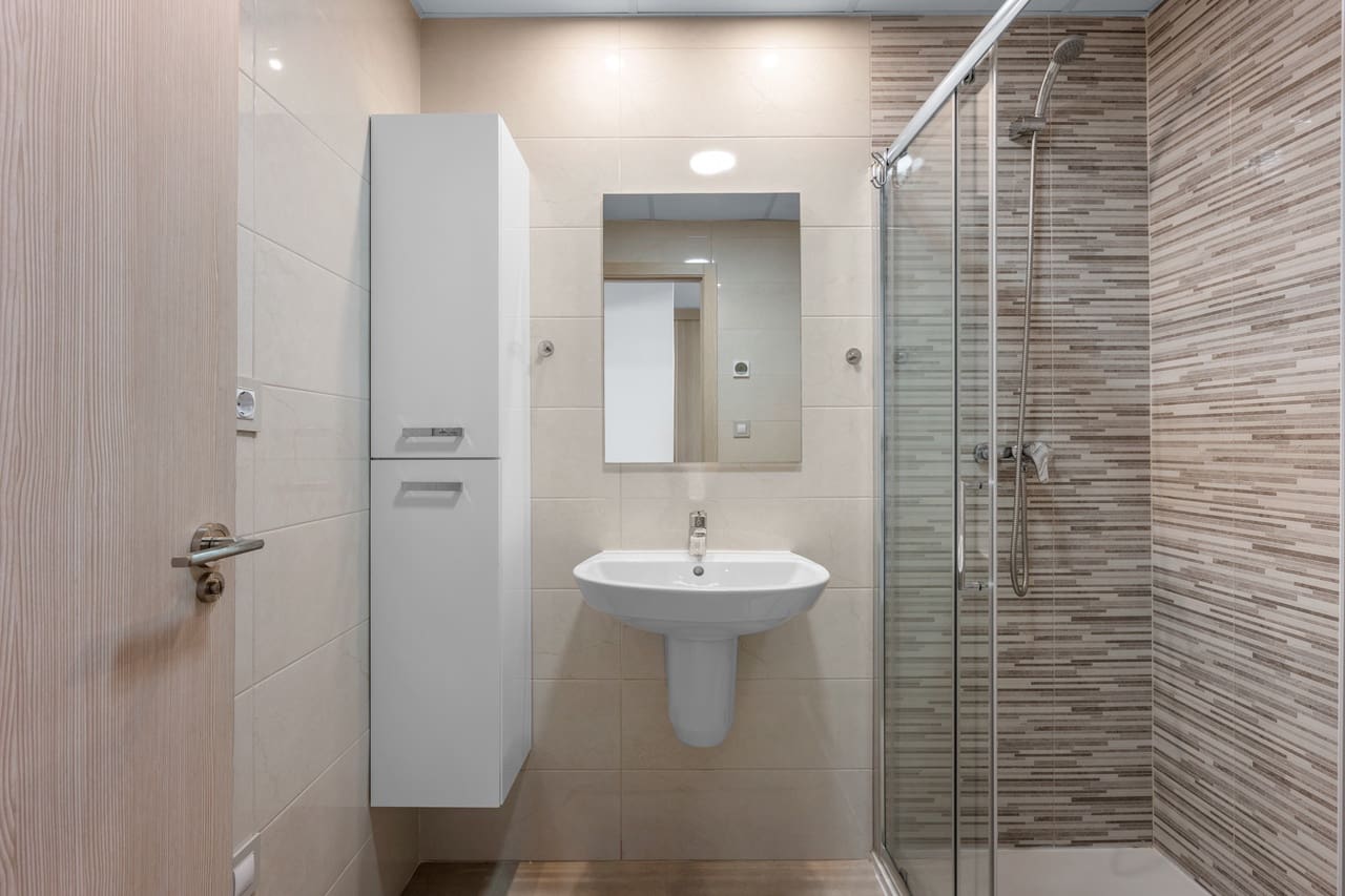 2 soverom Leilighet til salgs i Cabo Roig med svømmebasseng garasje - € 239 995 (Ref: 9920029)