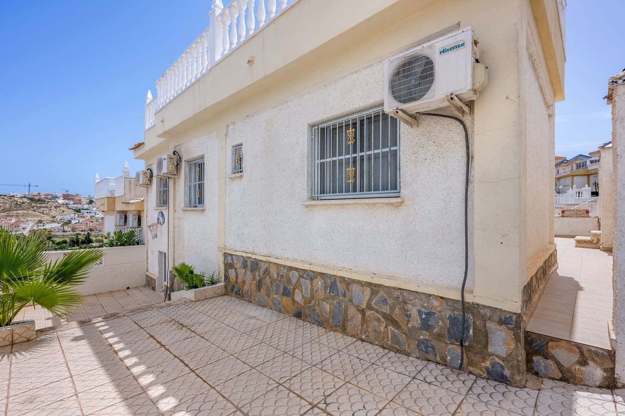 3 quarto Casa em Banda para venda em Ciudad Quesada com piscina - 209 000 € (Ref: 9920030)