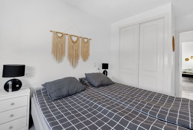 2 makuuhuone Kattohuoneisto myytävänä paikassa El Molino, Torrevieja mukana uima-altaan - 144 000 € (Ref: 9921850)