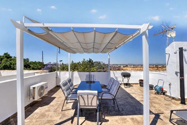 2 makuuhuone Kattohuoneisto myytävänä paikassa El Molino, Torrevieja mukana uima-altaan - 144 000 € (Ref: 9921850)