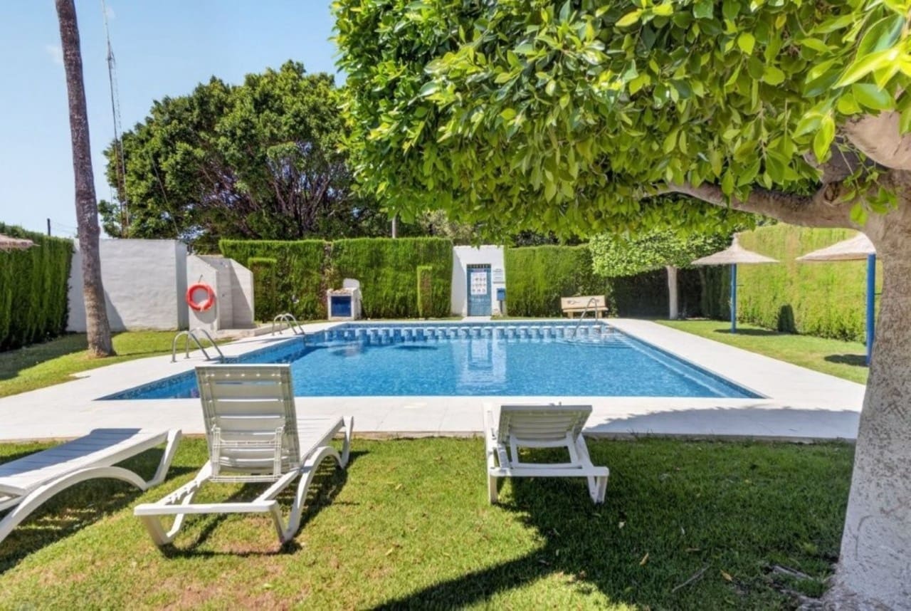2 makuuhuone Kattohuoneisto myytävänä paikassa Torrevieja mukana uima-altaan - 144 000 € (Ref: 9921850)