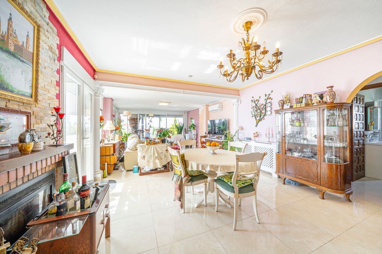 3 slaapkamer Villa te koop in Ciudad Quesada met zwembad garage - € 550.000 (Ref: 9924224)