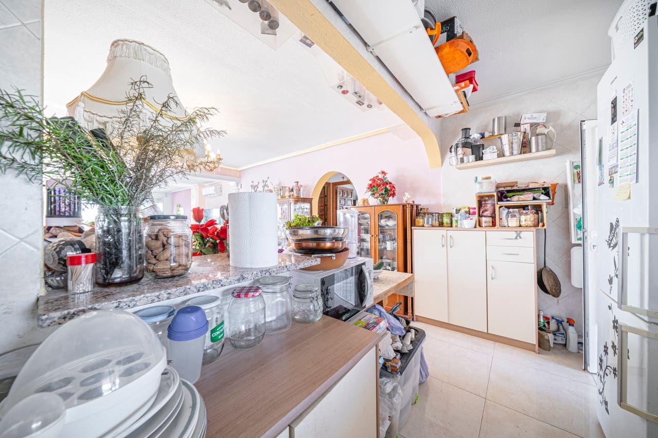 3 slaapkamer Villa te koop in Ciudad Quesada met zwembad garage - € 550.000 (Ref: 9924224)