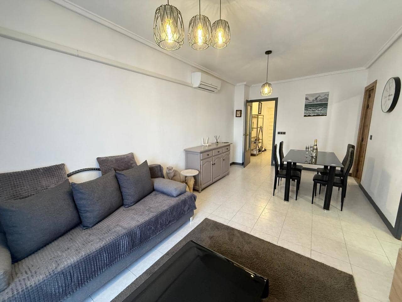 1 soveværelse Lejlighed til salg i Torrevieja med swimmingpool - € 129.000 (Ref: 9926900)