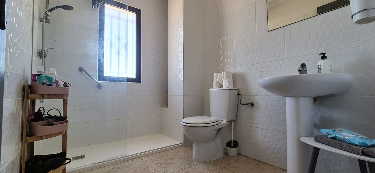3 soveværelse Villa til salg i Villamartin med garage - € 229.000 (Ref: 9926912)