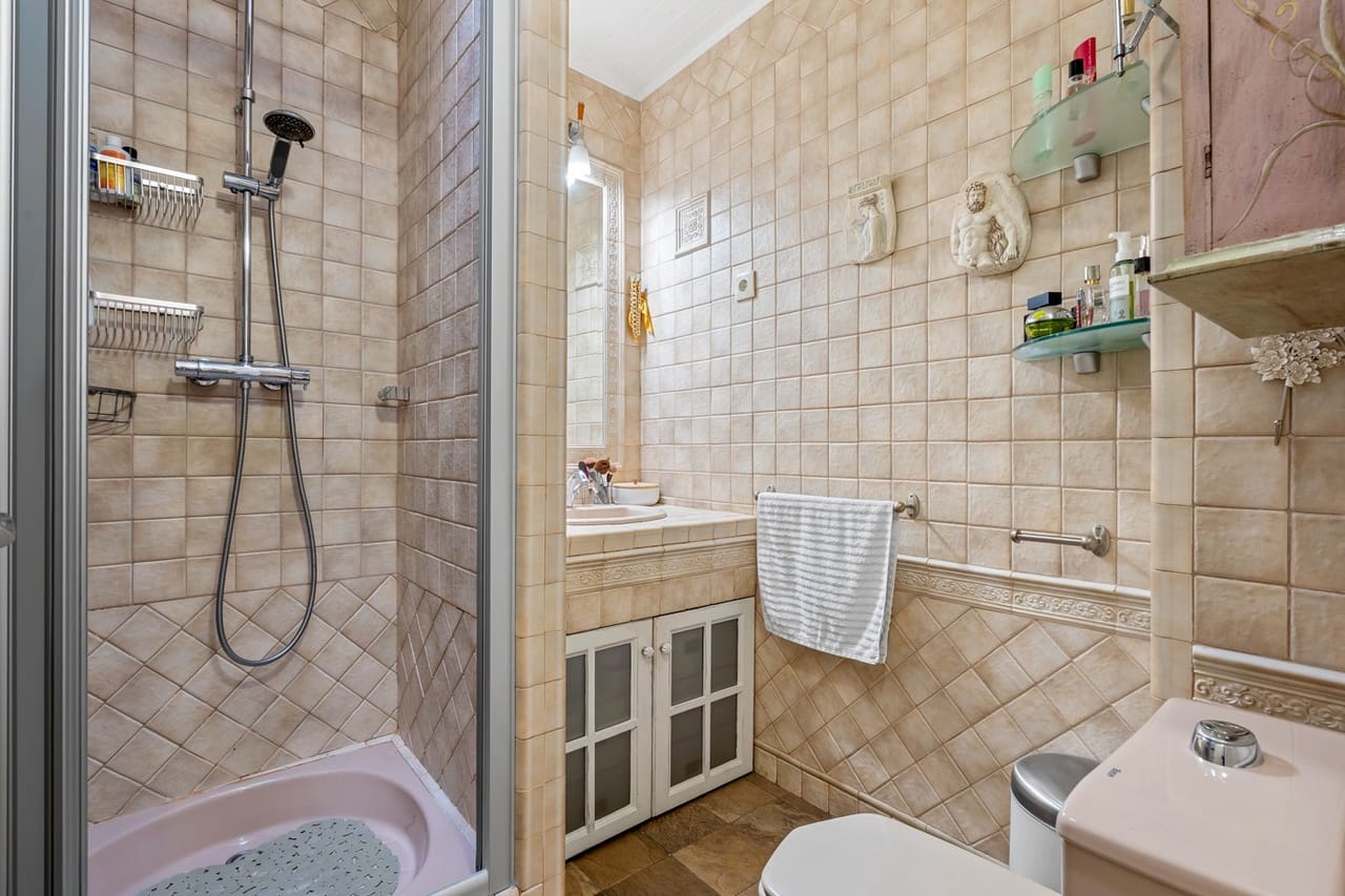 3 bedroom Penthouse for sale in Torrevieja - € 265,000 (Ref: 9926916)