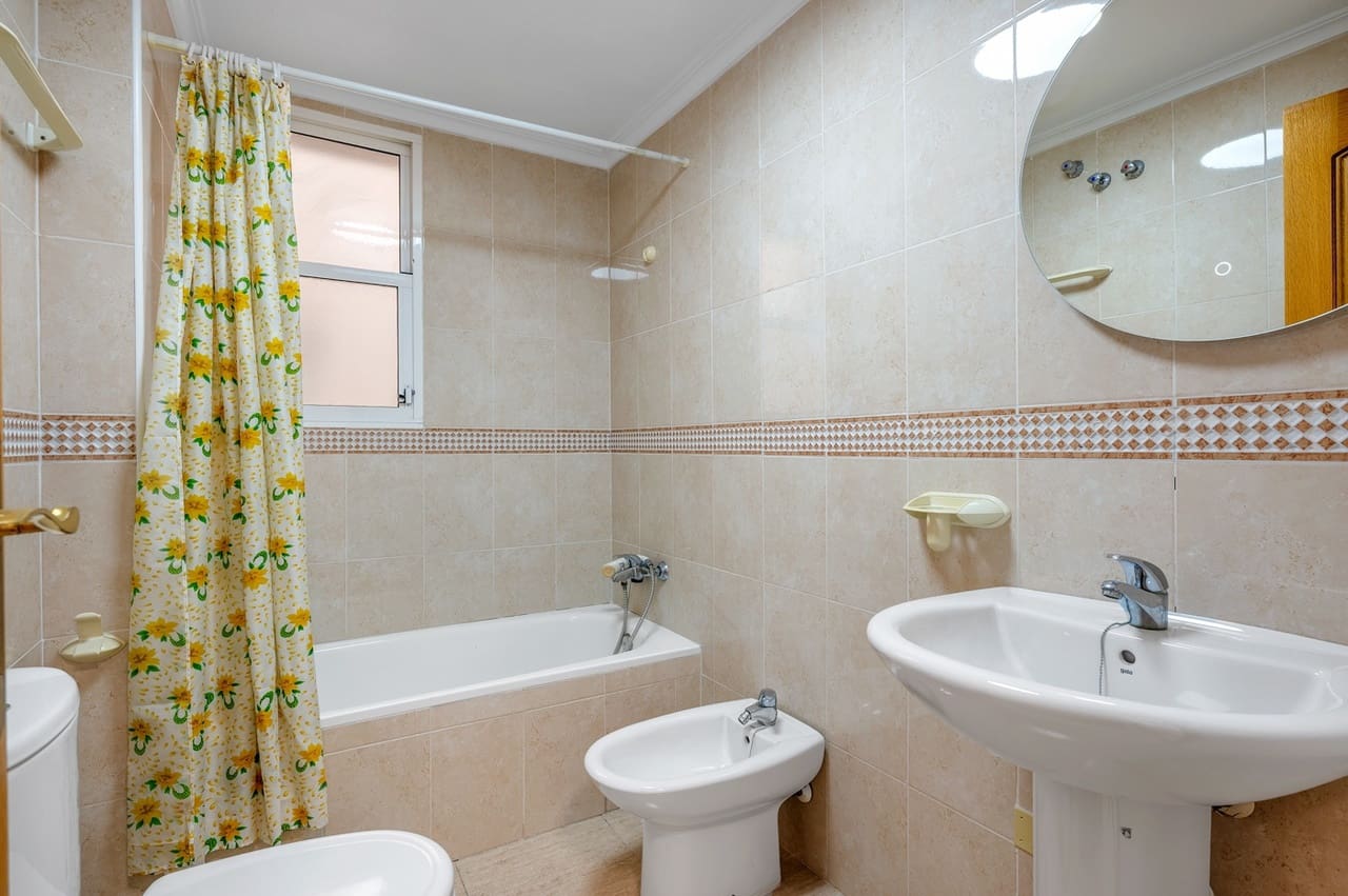 2 sypialnia Apartament na sprzedaż w Torrevieja - 149 000 € (Ref: 9926917)