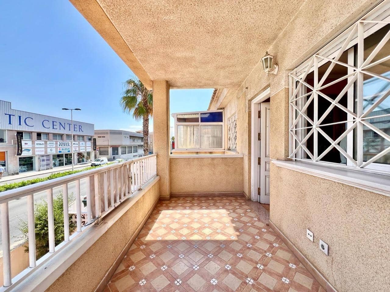 2 chambre Bungalow à vendre à Torrevieja avec piscine - 149 900 € (Ref: 9928887)