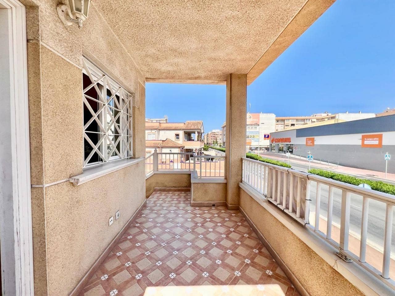 2 chambre Bungalow à vendre à Torrevieja avec piscine - 149 900 € (Ref: 9928887)