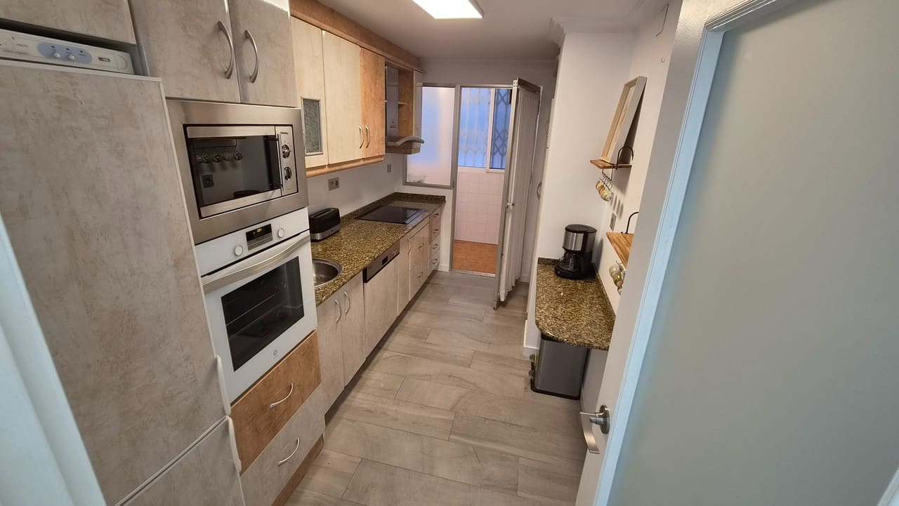 3 chambre Appartement à vendre à Torrevieja - 365 000 € (Ref: 9928888)