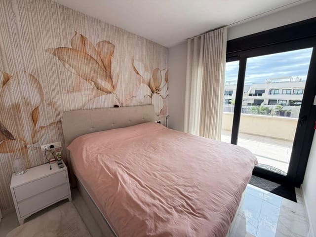 3 makuuhuone Kattohuoneisto myytävänä paikassa Dehesa de Campoamor, Orihuela mukana uima-altaan - 539 000 € (Ref: 9930350)