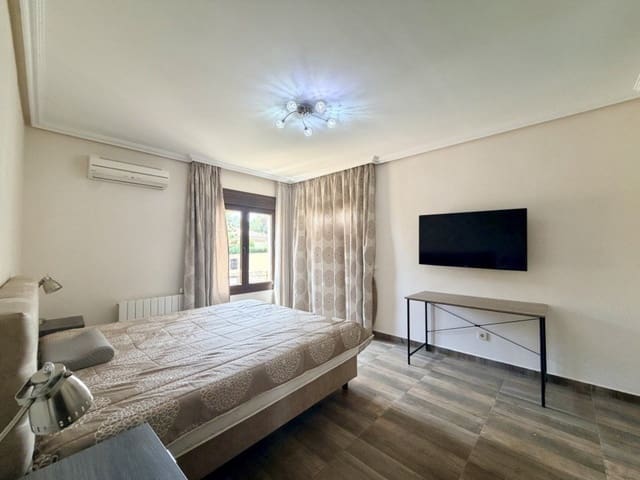 3 soverom Villa til salgs i Dehesa de Campoamor, Orihuela - € 849 500 (Ref: 9930353)