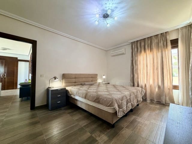 3 soverom Villa til salgs i Dehesa de Campoamor, Orihuela - € 849 500 (Ref: 9930353)