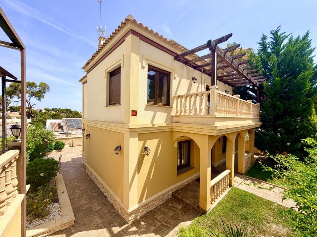 3 soverom Villa til salgs i Orihuela Costa - € 849 500 (Ref: 9930353)