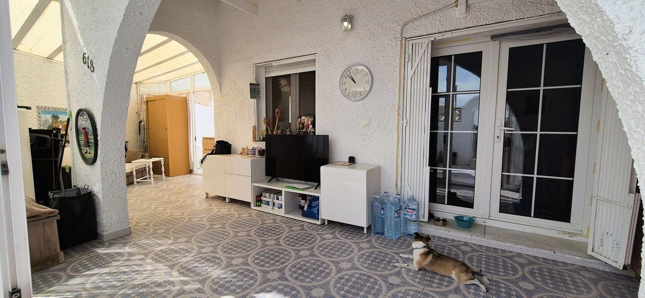 2 bedroom Bungalow for sale in Villamartin - € 209,950 (Ref: 9930357)