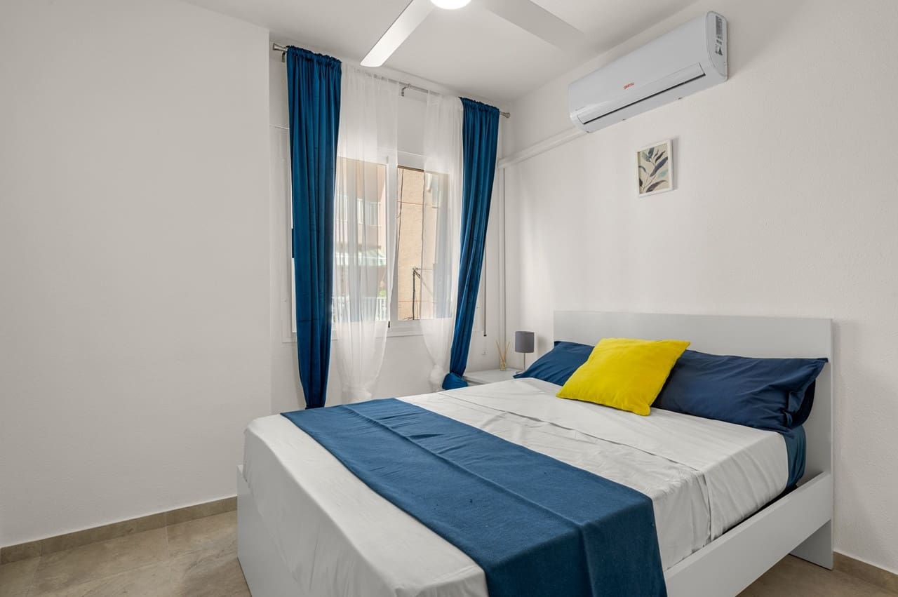 3 slaapkamer Appartement te koop in Los Urrutias met garage - € 150.000 (Ref: 9931275)