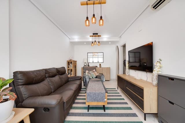 2 soverom Hus til salgs i El Molino, Torrevieja med svømmebasseng - € 185 000 (Ref: 9931280)