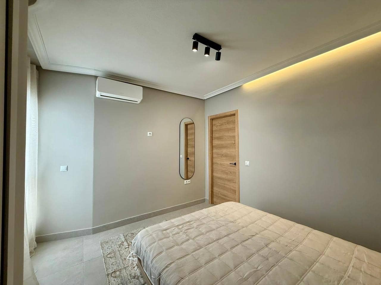 2 makuuhuone Huoneisto myytävänä paikassa Torrevieja - 219 900 € (Ref: 9931284)