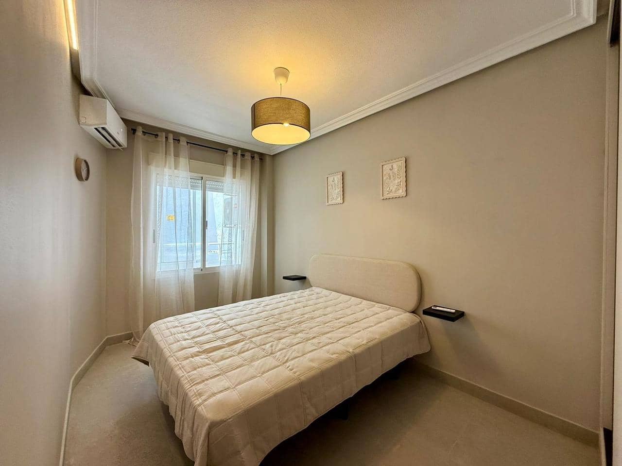 2 makuuhuone Huoneisto myytävänä paikassa Torrevieja - 219 900 € (Ref: 9931284)