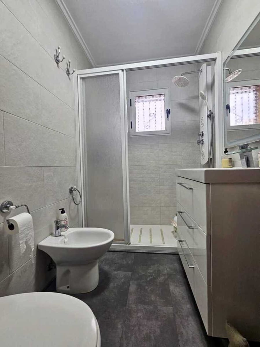6 makuuhuone Huoneisto myytävänä paikassa Torrevieja - 279 900 € (Ref: 9933674)