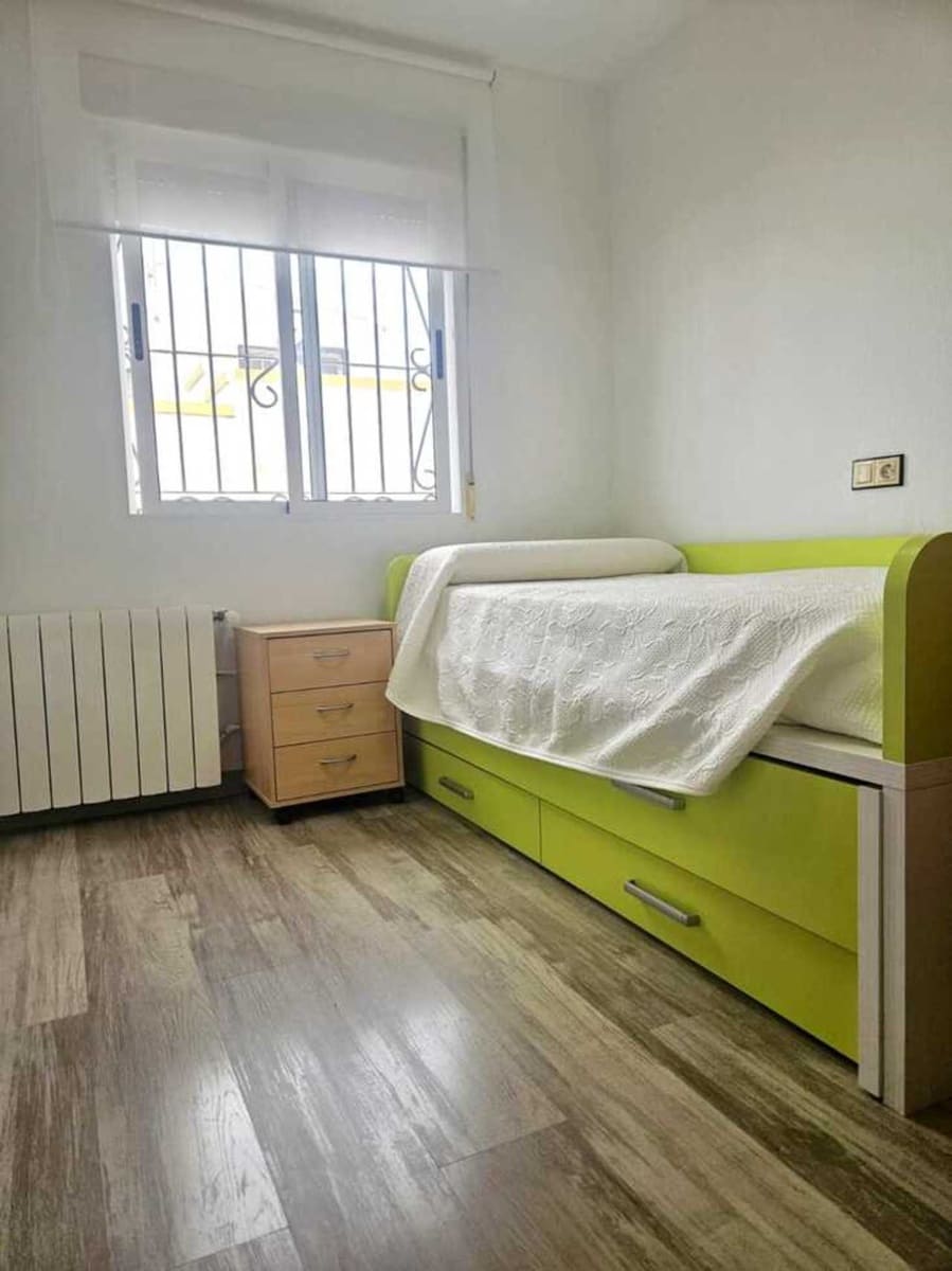 6 makuuhuone Huoneisto myytävänä paikassa Torrevieja - 279 900 € (Ref: 9933674)
