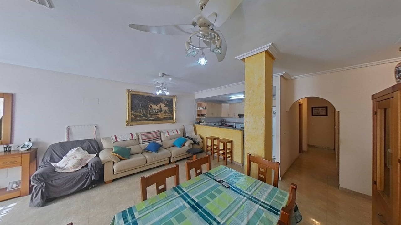 4 camera da letto Appartamento in vendita in Torrevieja - 171.000 € (Rif: 9935971)
