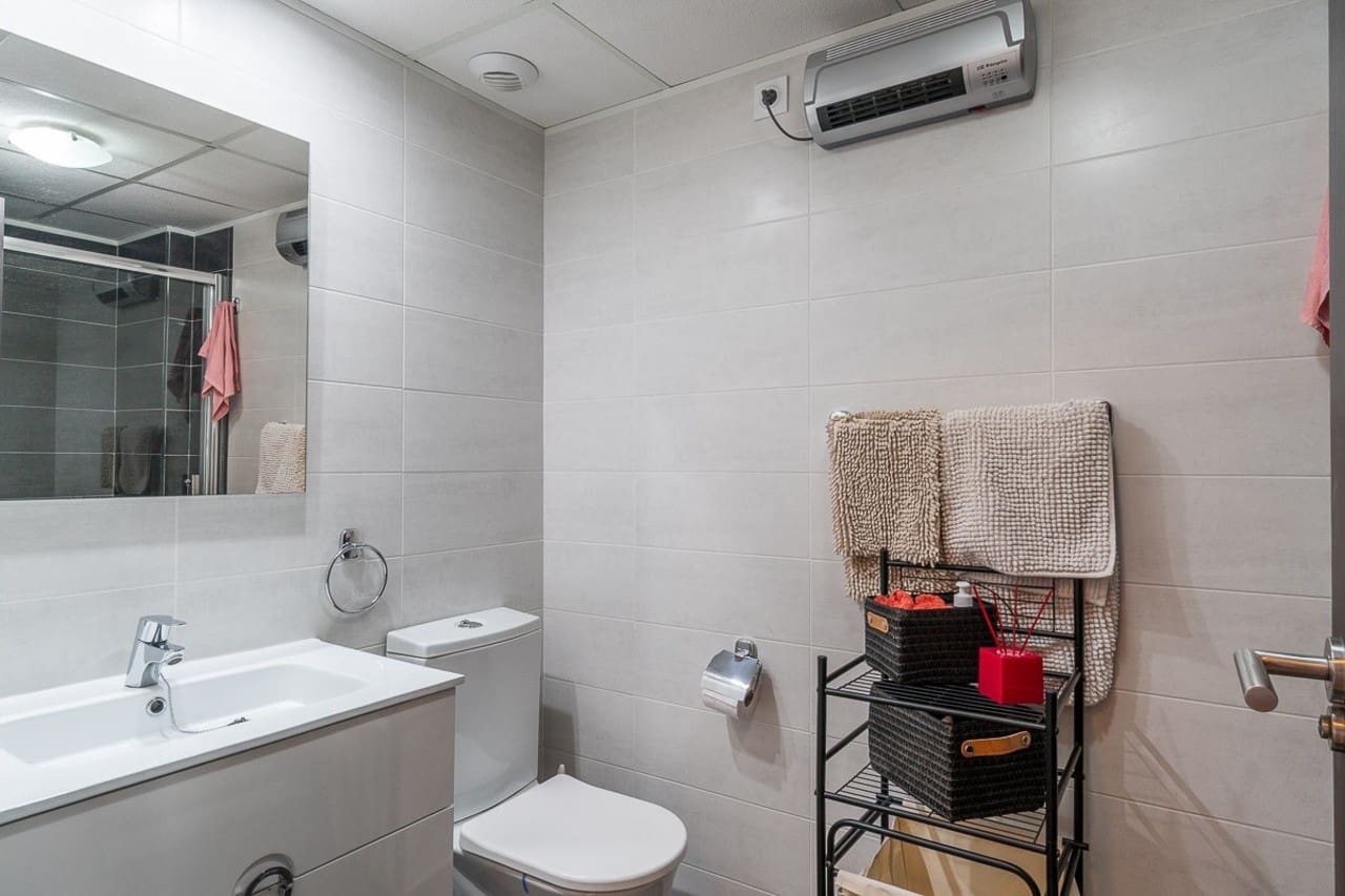 Apartamento de 2 habitaciones en Orihuela Costa en venta - 220.000 € (Ref: 9935982)