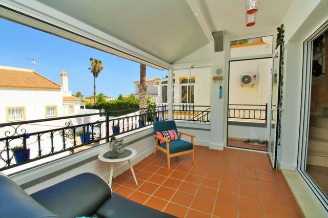 3 soverom Villa til salgs i Villamartin, Orihuela med svømmebasseng - € 424 900 (Ref: 9937604)