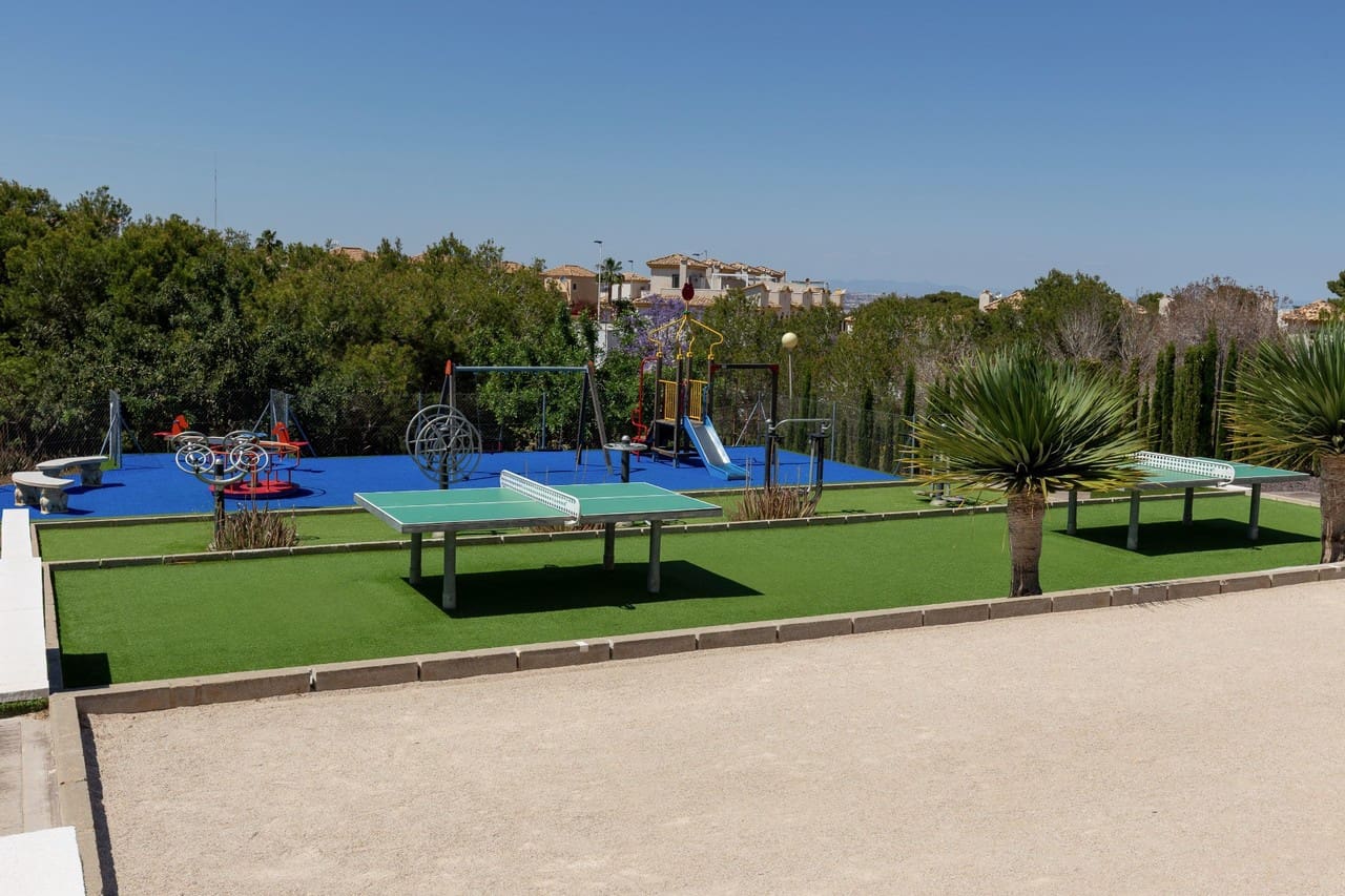 3 soveværelse Byhus til salg i Los Altos med swimmingpool - € 269.000 (Ref: 9937605)