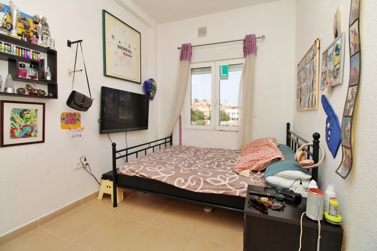 3 bedroom Apartment for sale in Villamartin - € 149,990 (Ref: 9937607)