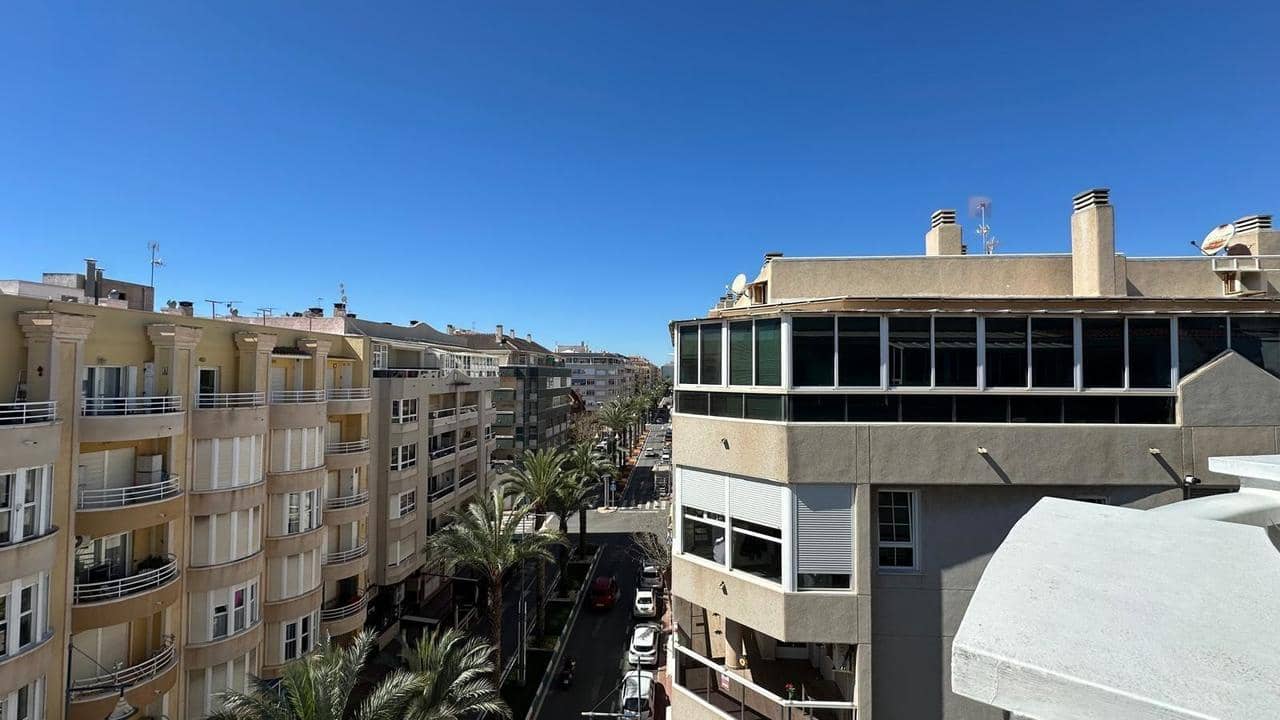 2 soverom Leilighet til salgs i Torrevieja - € 265 000 (Ref: 9937613)