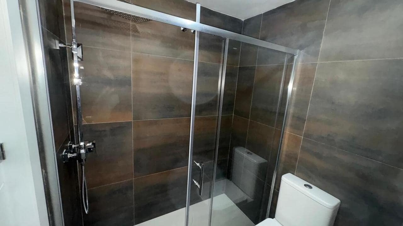 2 bedroom Bungalow for sale in Torrevieja with pool - € 175,000 (Ref: 9937614)