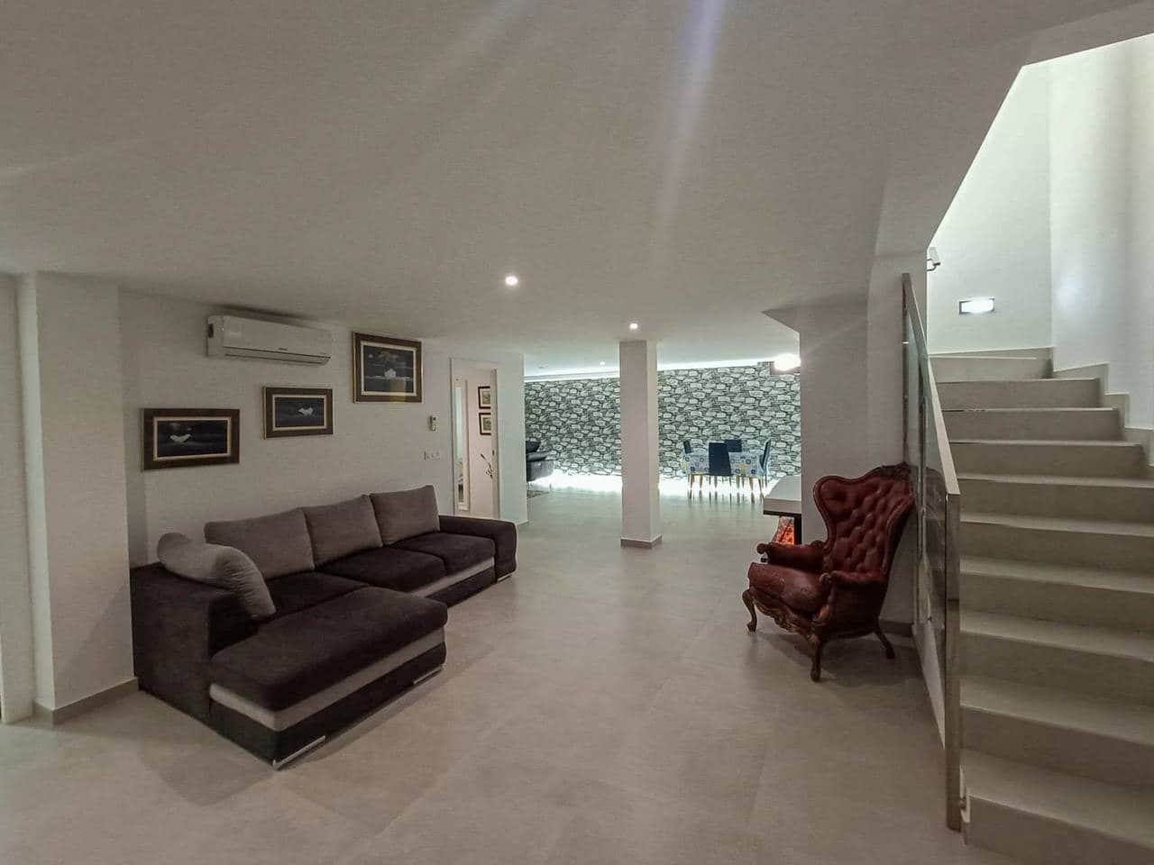 5 bedroom Villa for sale in Rojales - € 450,000 (Ref: 9937618)