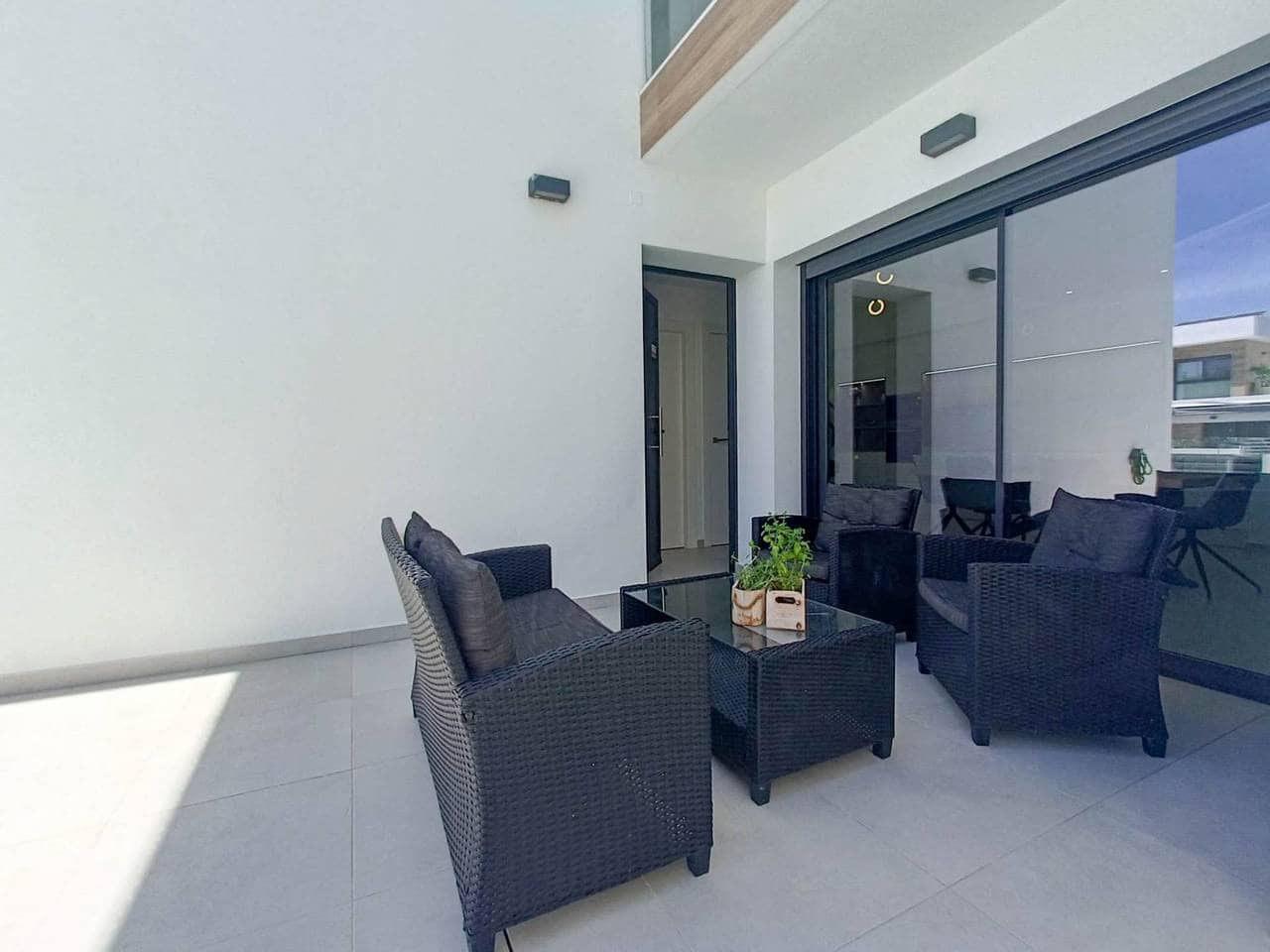 5 bedroom Villa for sale in Rojales - € 450,000 (Ref: 9937618)