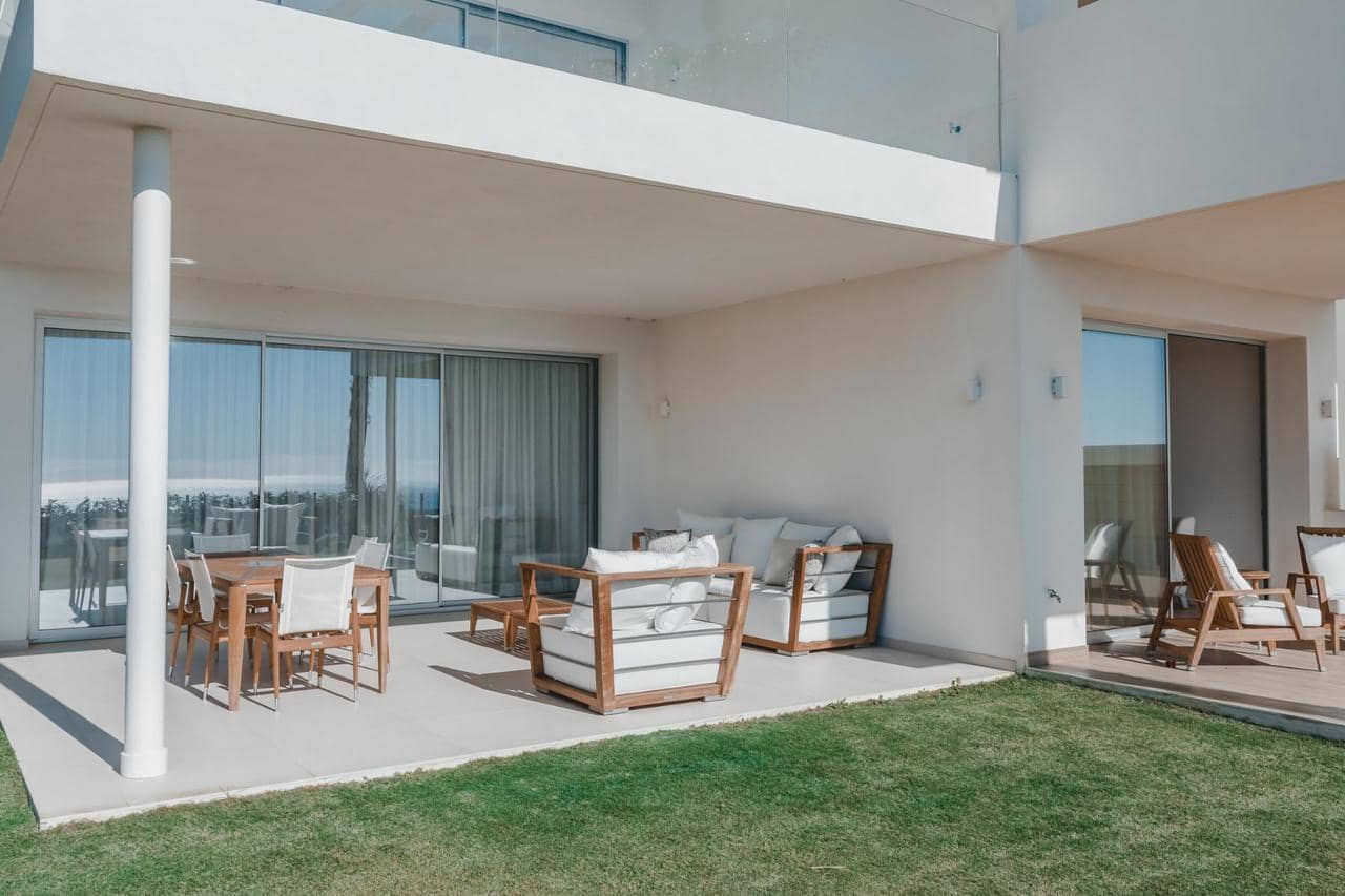 4 sypialnia Apartament na sprzedaż w Benahavis z basenem - 1 050 000 € (Ref: 9937629)