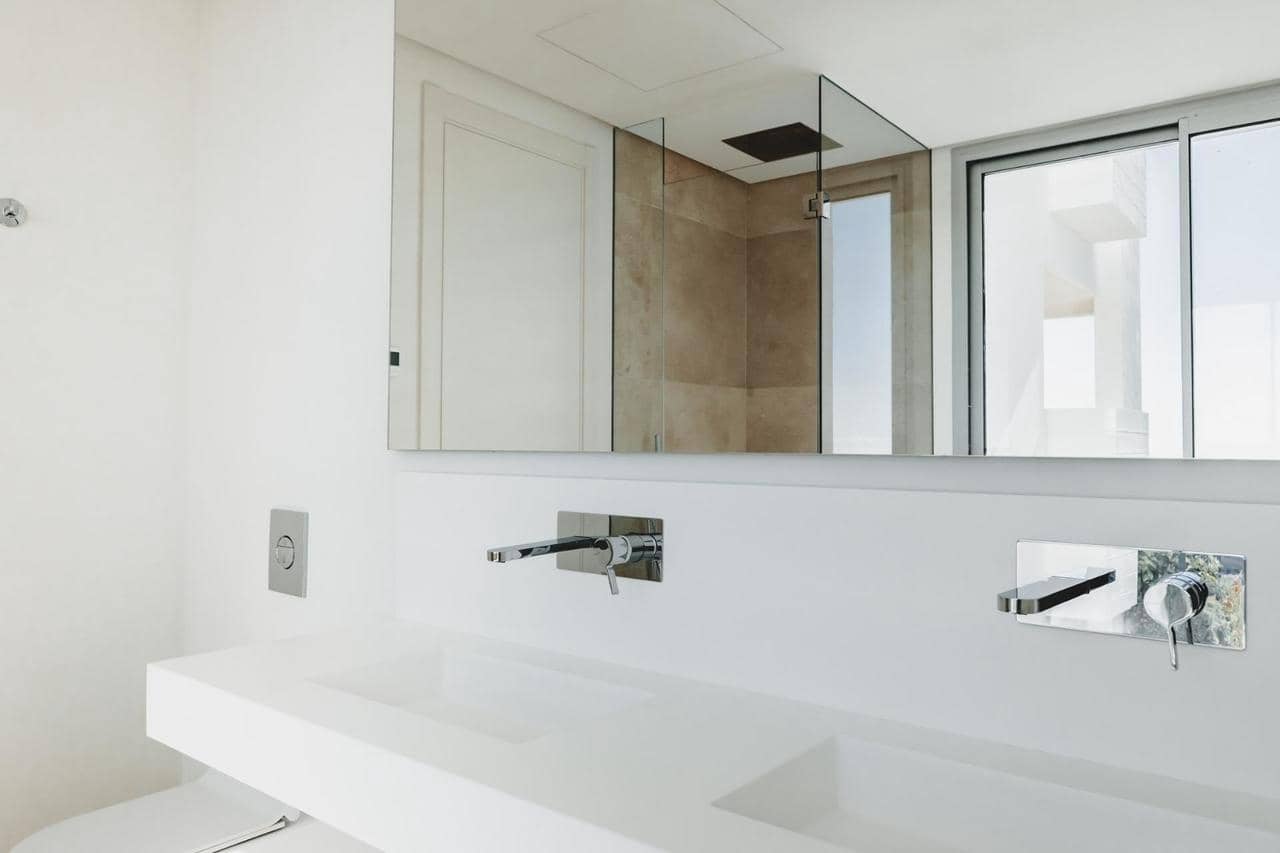 4 sypialnia Apartament na sprzedaż w Benahavis z basenem - 1 050 000 € (Ref: 9937629)