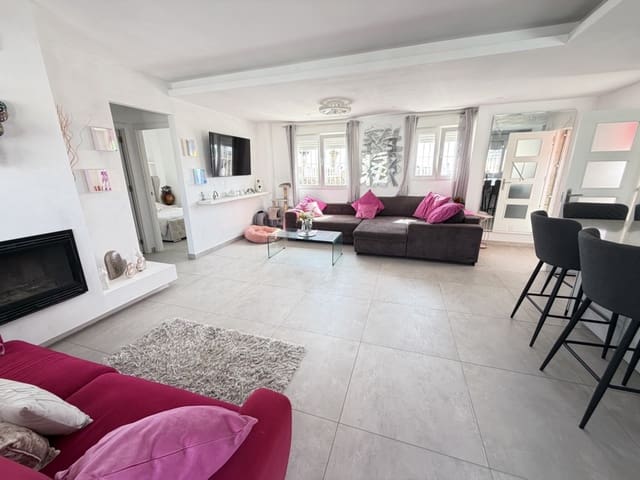 3 sypialnia Willa na sprzedaż w San Miguel de Salinas z basenem - 350 000 € (Ref: 9939496)