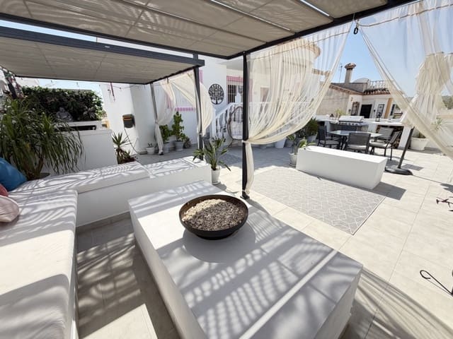 3 sypialnia Willa na sprzedaż w San Miguel de Salinas z basenem - 350 000 € (Ref: 9939496)