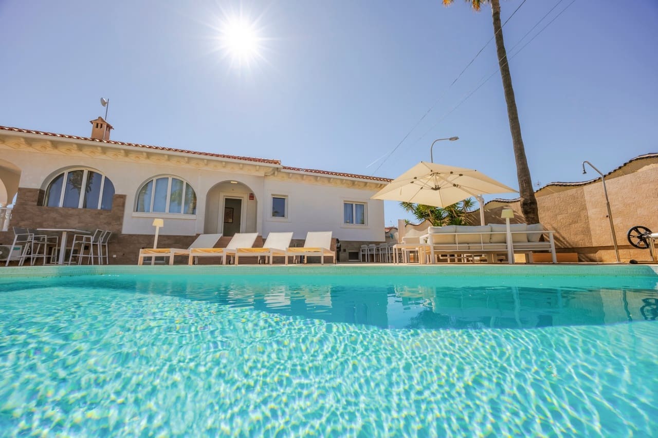 5 quarto Moradia para venda em Ciudad Quesada com piscina garagem - 590 000 € (Ref: 9941797)