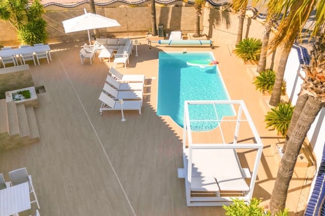 5 quarto Moradia para venda em Ciudad Quesada, Rojales com piscina garagem - 590 000 € (Ref: 9941797)