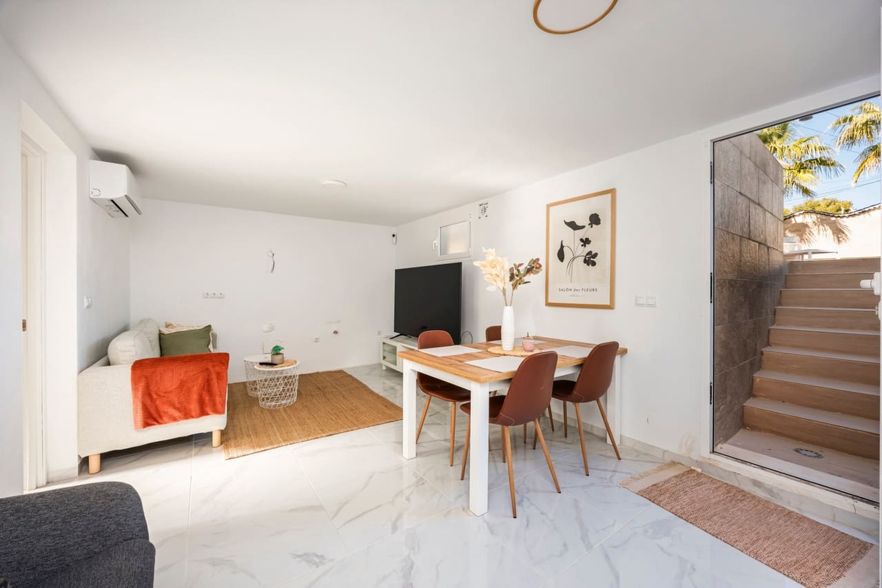 5 quarto Moradia para venda em Ciudad Quesada com piscina garagem - 590 000 € (Ref: 9941797)