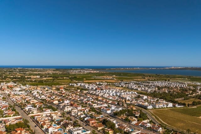 5 quarto Moradia para venda em Ciudad Quesada, Rojales com piscina garagem - 590 000 € (Ref: 9941797)