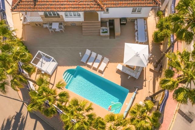 5 quarto Moradia para venda em Ciudad Quesada, Rojales com piscina garagem - 590 000 € (Ref: 9941797)