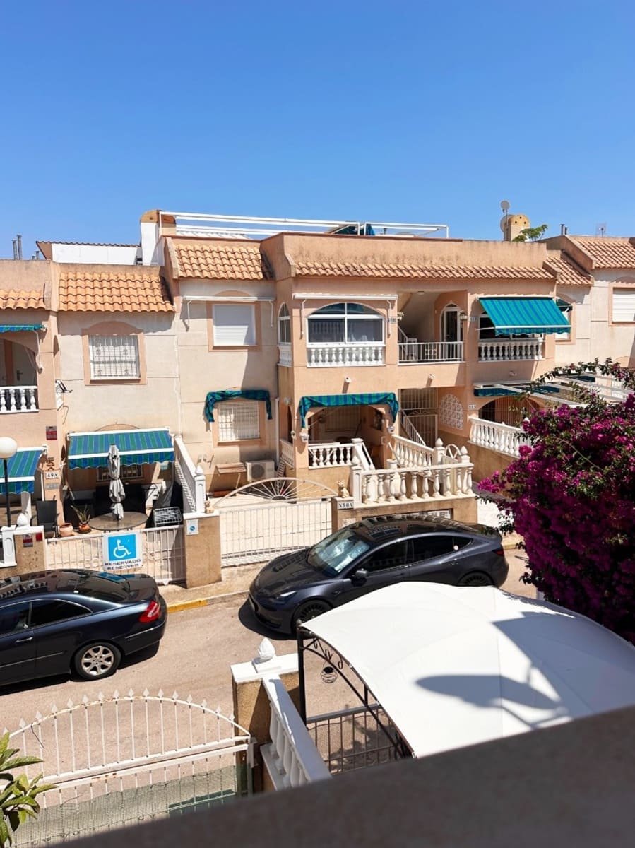 2 bedroom Bungalow for sale in Torrevieja - € 154,950 (Ref: 9941800)