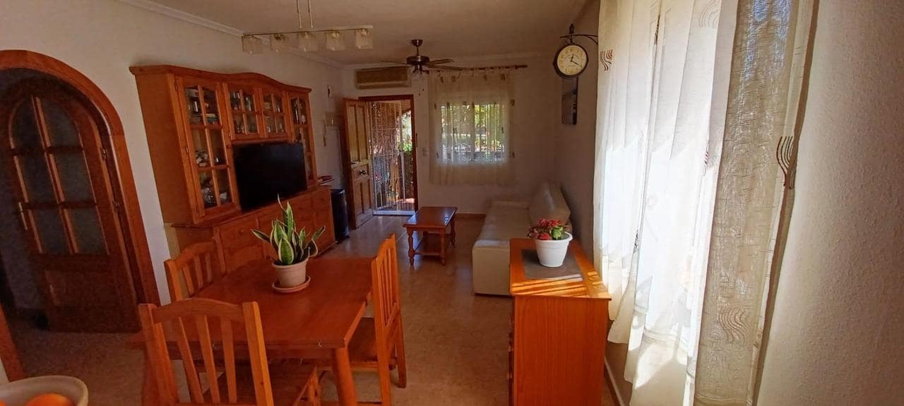 3 soverom Hus til salgs i Orihuela Costa med svømmebasseng - € 199 900 (Ref: 9941802)